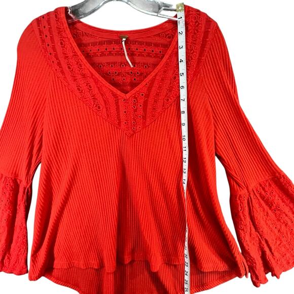 Free People Parisian Nights Top XS Red Orange Ribbed Eyelet Bell Sleeve Bohemian - Picture 8 of 14